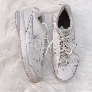 black nike dad shoes